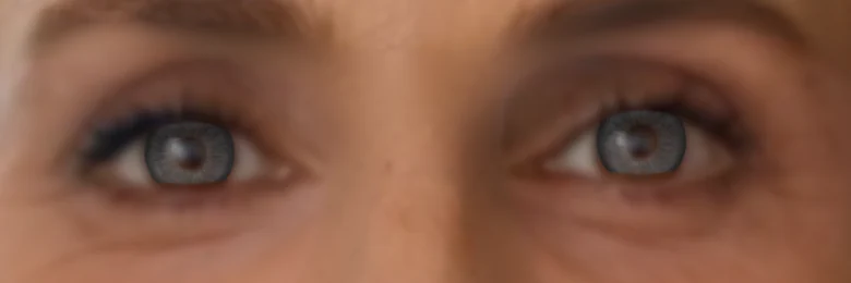 The shopper’s brown eyes in Sterling Gray contact lenses